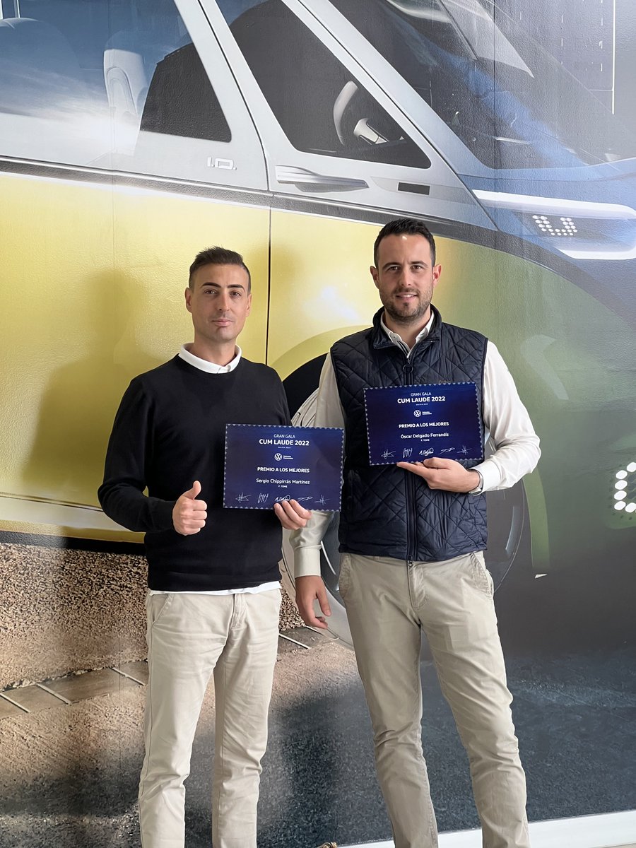 GrupoFTOME's tweet photo. ¡Estamos de celebración!🥳

Queremos dar la enhorabuena a Sergio Chippirrás y Óscar Delgado, han logrado quedar entre los 9 Mejores Vendedores Volkswagen Comerciales de España en 2021.

¡Enhorabuena chicos!🤩

#volkswagencomerciales #premios #cumlaude22 #enhorabuena #ftome https://t.co/i29L6f8E6a