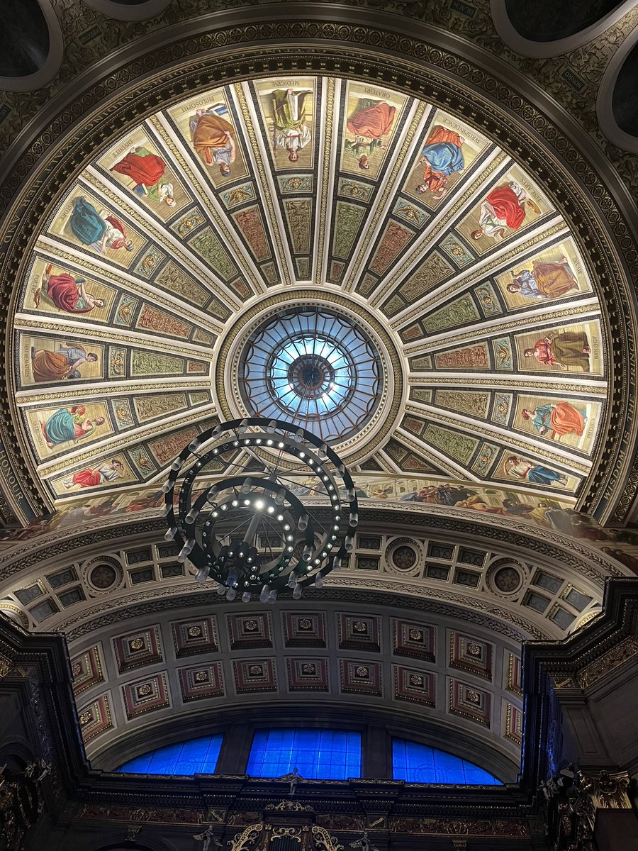 At the beautiful McEwan Hall for the Usher Institute Annual Lecture <a href="/EdinUniUsher/">Usher Institute</a> <a href="/EdinUniECTU/">ECTU</a>