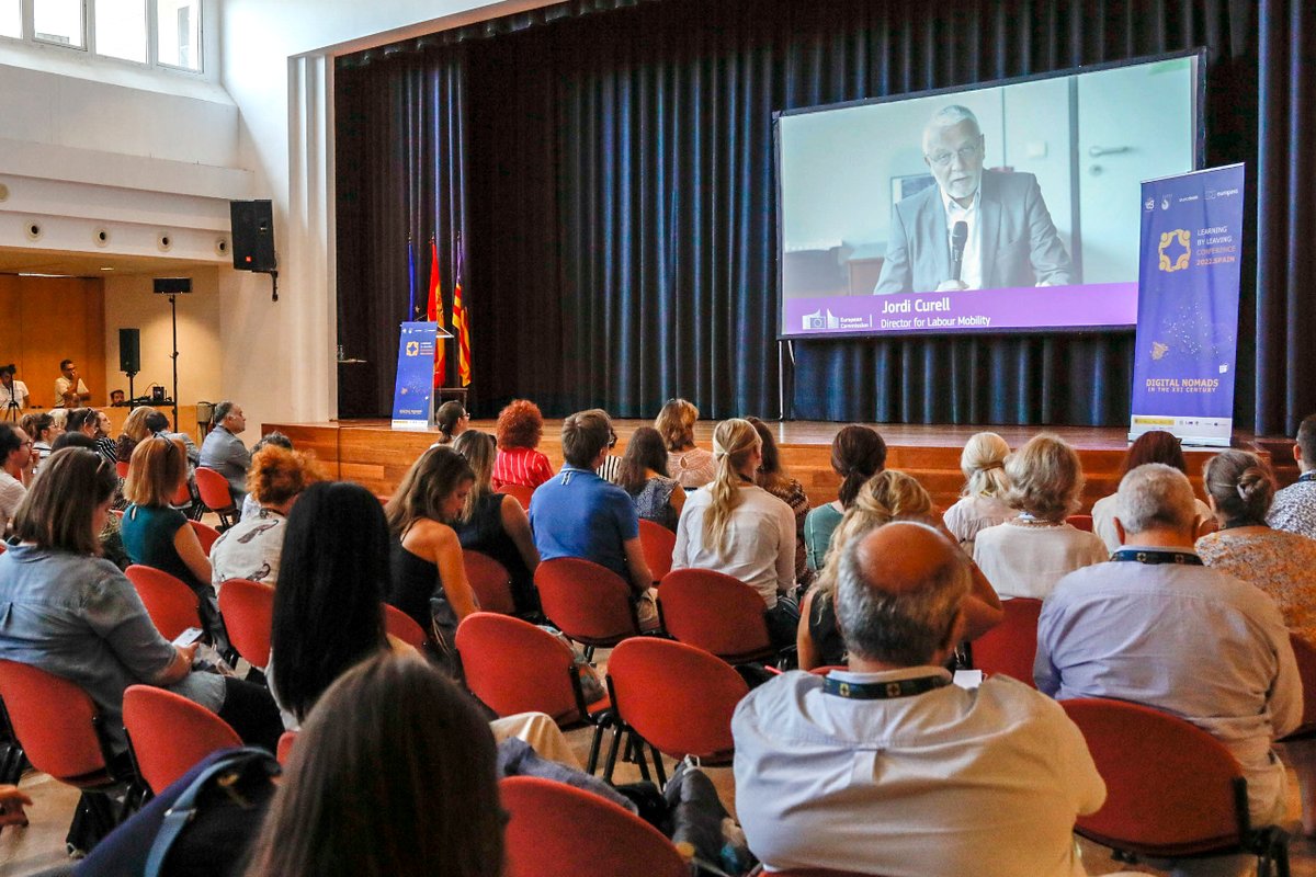 empleo_SEPE's tweet photo. @EuresSpain @EuropassEs @Eurodesk En este encuentro, la Comisión Europea ha puesto en valor el proyecto ‘Alfabetización digital para mujeres contratadas en el marco del Plan de Fomento del Empleo Agrario' #PROFEA impulsado y ejecutado por el @empleo_SEPE 

🔷 Más información 👉 https://t.co/gv3S7Cf2h5 https://t.co/7zhpWSjeRe