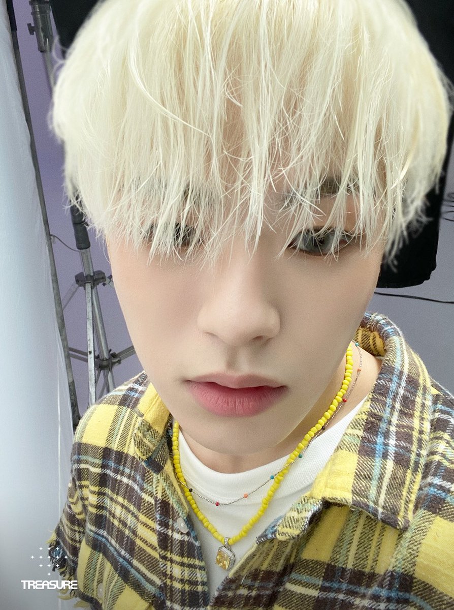 [YOON JAEHYUK's 'HELLO' MV SELFIE ~ 221027] #YOONJAEHYUK #윤재혁 #ユンジェヒョク #TREASURE                    #트레저                    #トレジャー #트레저윤재혁 @treasuremembers