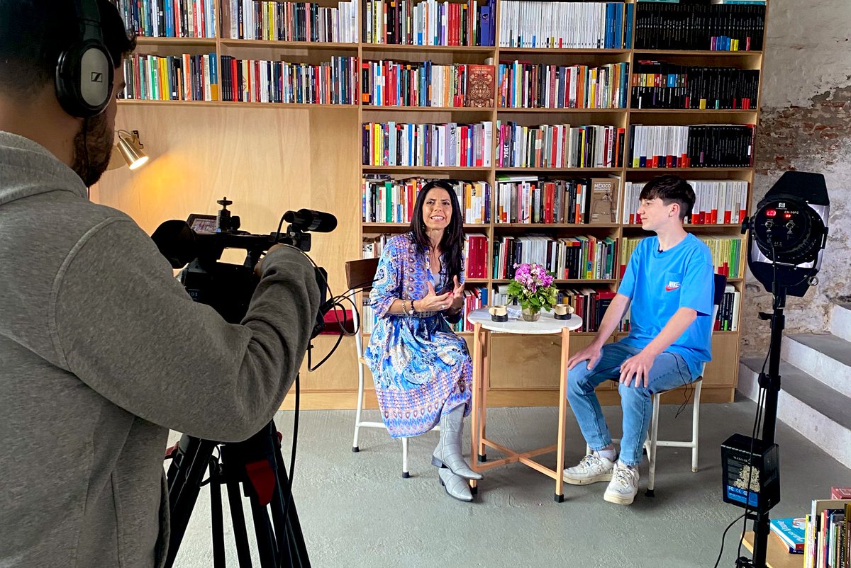 Ahora en charco: nos visita Lucas Ferro en el móvil de <a href="/tvciudadviva/">Ciudad Viva</a> de los jueves. En conversación con @taniatabarez nos cuenta detalles de su protagónico en la película Desperté con un sueño, de Pablo Solarz, que estrena hoy.