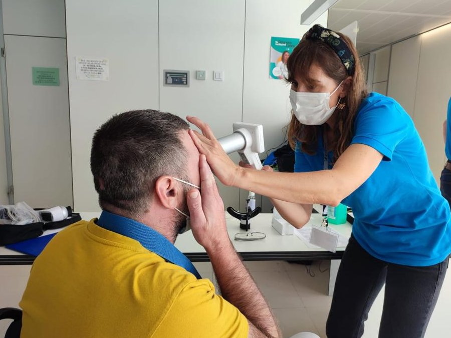 🗣️ La semana pasada unimos fuerzas con la asociación Abre Sus Ojos y Miranza Clinica Begoña mejorando la salud visual de los toledanos con diversidad funcional intelectual y en riesgo de exclusión social. 

#ULMAmedtec #MiranzaClinicaBegoña #AbreSusOjos #SaludOcular