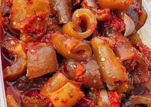 BoxinFood's tweet photo. We know you've had ponmo before, but have you tasted the one from Iya Abdullah- one of Boxin's vendors?😋😋

The taste is incomparable! https://t.co/FlqixM5jn5