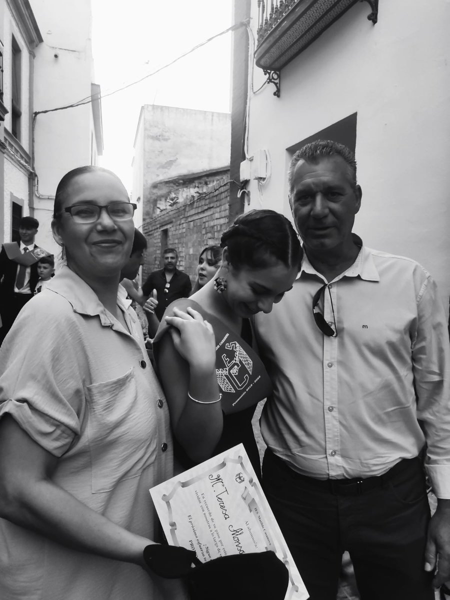 teresalonso_'s tweet photo. ojala fueran eternos❤️‍🩹 https://t.co/p8XEvh9W6s