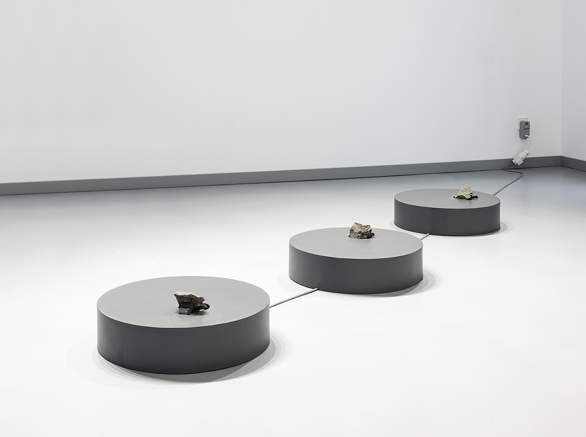 studiobrockmann's tweet photo. The apparent universal validity of data and facts in the network of transmission, categorization, and evaluation generates uncertain knowledge, which in turn leads to uncertain actions. (Helene Bosecker) Solo Exhibition 'Uncertain Knowledge' @galeriegerken, 2017. @Vedurstofan https://t.co/zXwGJ9wb9x