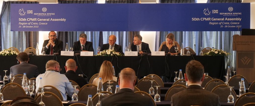 CPMR_ISLANDS's tweet photo. 🗣️@Antoni_Vicens, representing the Balearic Islands  Presidency of the Islands Commission, called all @CPMR_ISLANDS🏝️ members to take today's opportunity to come together with partners &amp; draw a concrete plan on the #island dimension in the 🇪🇺 in a cross-cutting way #EUIslandsPact https://t.co/N8w78Ic92i