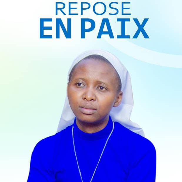 __Verlaine__'s tweet photo. Une pensée pour Sœur Marie-Sylvie Kavuke Vakatsuraki, religieuse-médecin assassinée par des islamistes dans la nuit du 19 au 20 octobre, dans l’Est de la République Démocratique du Congo...
Vous n'êtiez pas au courant ?
C'est normal, les médias ont d'autres priorités... Ukraine ! https://t.co/JLF2ZMDjpQ