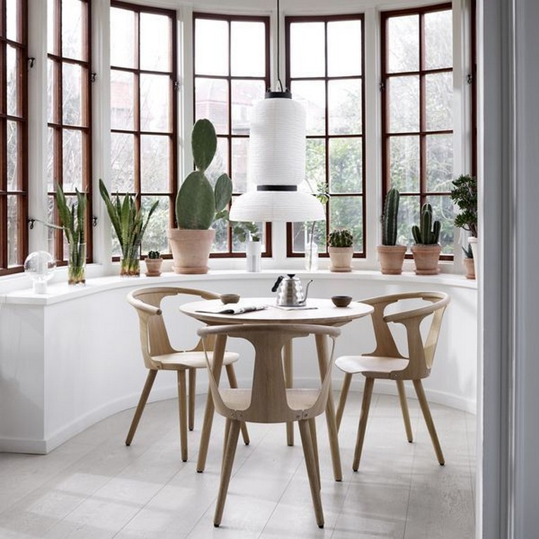 Make Your Dinner With Family More Comfortable With These Gorgeous Dining Room Ideas
kreatecube.com/design/dining-…

#diningroomdesign #diningroomdecor #diningroomideas #diningroomfurniture #interiordesign