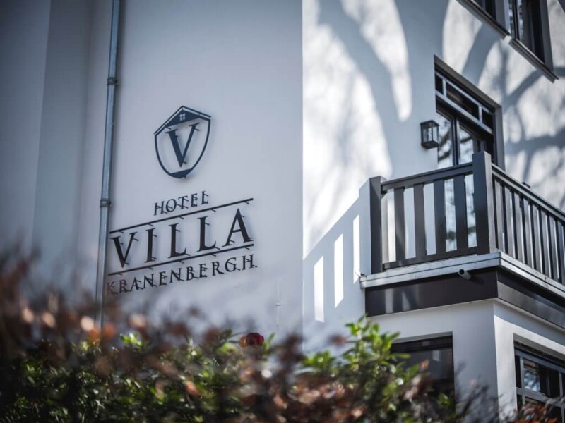 MeetingLocation's tweet photo. Kleinschalig en luxe vergaderen bij Villa Kranenbergh in Bergen (NH)  https://t.co/tKb1GlCpEh https://t.co/DcdMU2kB4d