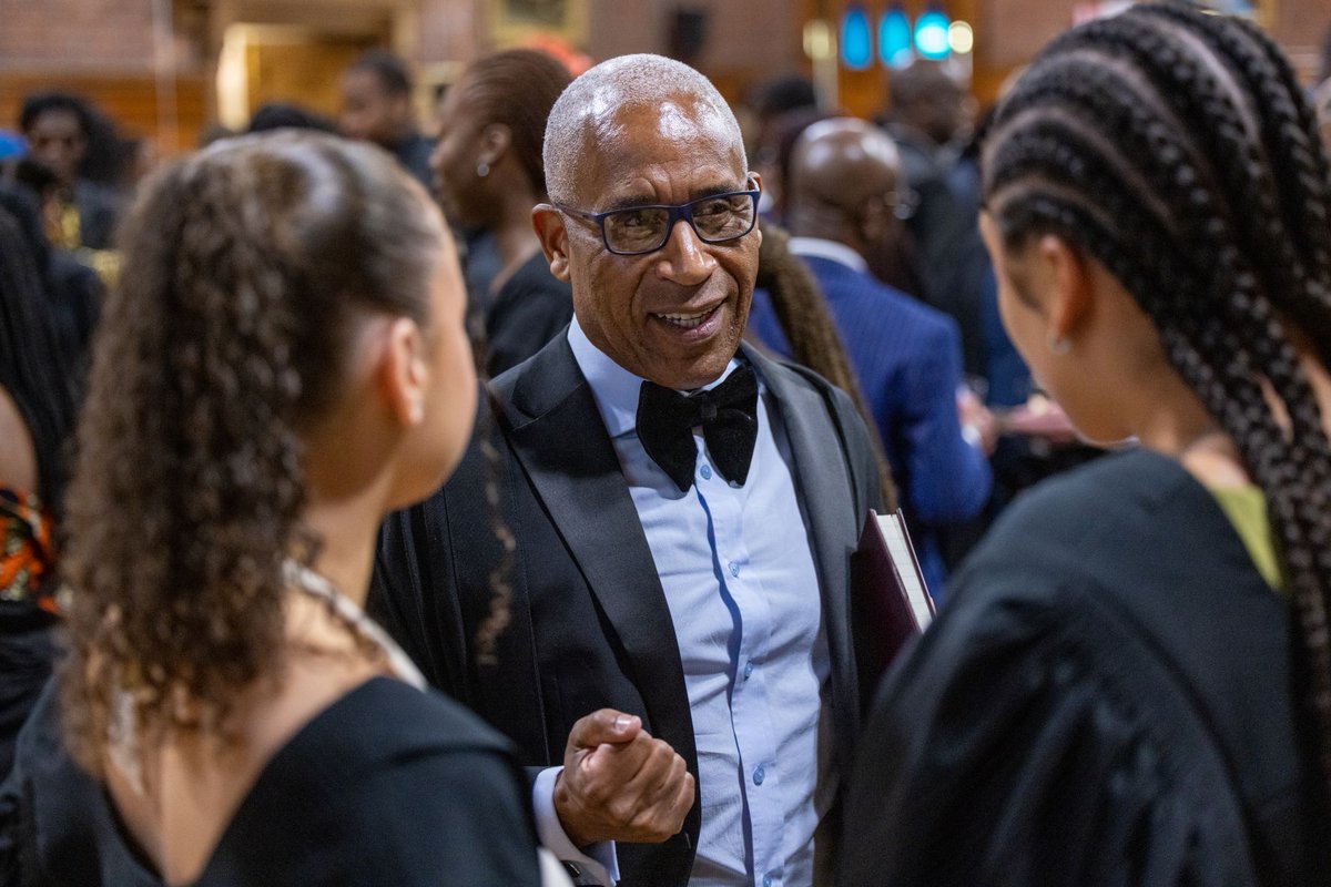 HomertonCollege's tweet image. Last night Lord Simon Woolley hosted the largest gathering of Black Excellence in Cambridge’s history, for Black History Month (over 300 in our new Hall).

Huge thanks to @CambridgeACS for co-hosting.

@Cambridge_Uni
#BlackHistoryMonth
#BlackExcellence
#BHM 
#BHM2022