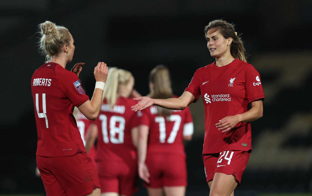 Happy Thursday reds! 🔴 Great shift from the girls last night! 🙌🏼 1⚽️, 1🅰️, 1 Clean Sheet 😊