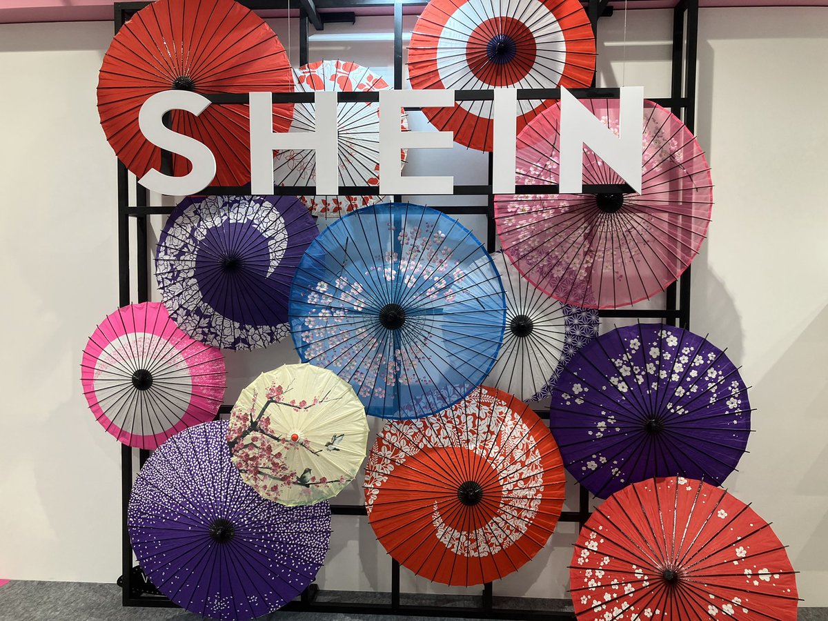 U9ykK's tweet photo. 大阪SHEINなう

クーポンコードPOPUPOSAKAで最大20%OFF#SHEINPOPUPOSAKA https://t.co/kFhIBq2r10