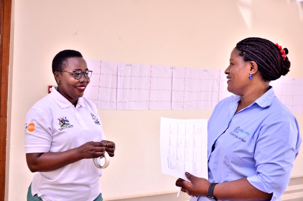 cehurduganda's tweet photo. 3/3

LSN ensures that health workers are protected and encouraged to work within the confines of the law as they advance sexual reproductive health services.

#LSNAtWork
#LSNRetreat https://t.co/va1MimNiCb