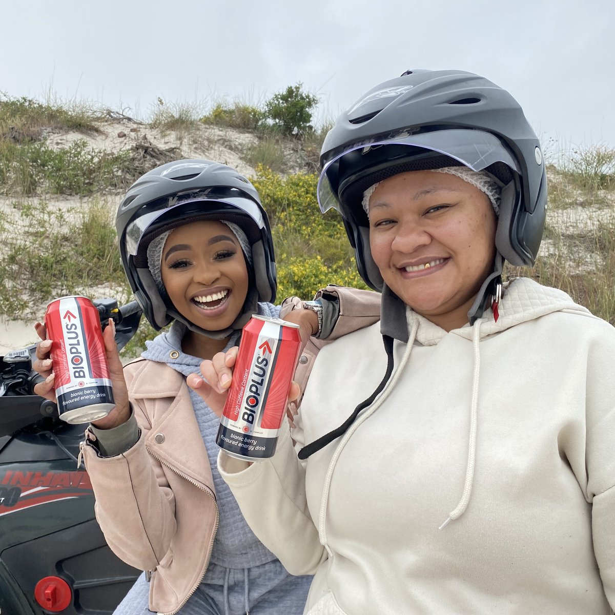 AfternoonChat's tweet photo. Pali definitely lived her best @BioplusSA life! Live your best life & win a Takealot voucher to the value of R1000! 💸
To enter let us know what’s your ultimate adventure using #BioPlusBeMorePlus in your answer. Comp closes 30 Oct. Ts&Cs: https://t.co/pBu9BBB9Sa #AfternoonExpress https://t.co/fom72rW54c