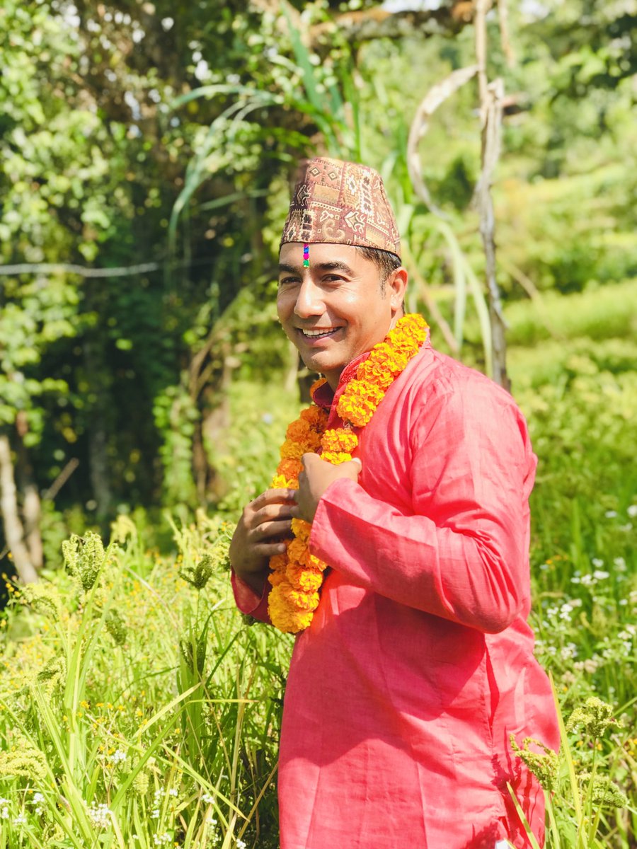 BishnuAp1's tweet photo. Happy Tihar
#BhaiTeeka
#Deepawali2022
#Helambu https://t.co/uERpvZZGgy