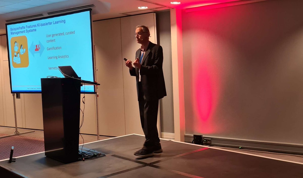 eLearningSUMMIT's tweet image. Der #eLearningSUMMIT Bayern ist in vollem Gange!
Heute findet der eLearning #SUMMIT2022 in München statt. Wir sind gespannt auf viele #Keynote-Vorträge und freuen uns auf den Erfahrungsaustausch!

Mehr Infos zur SUMMIT finden Sie hier: elearning-journal.com/summit-tour-20…

#elearningjournal