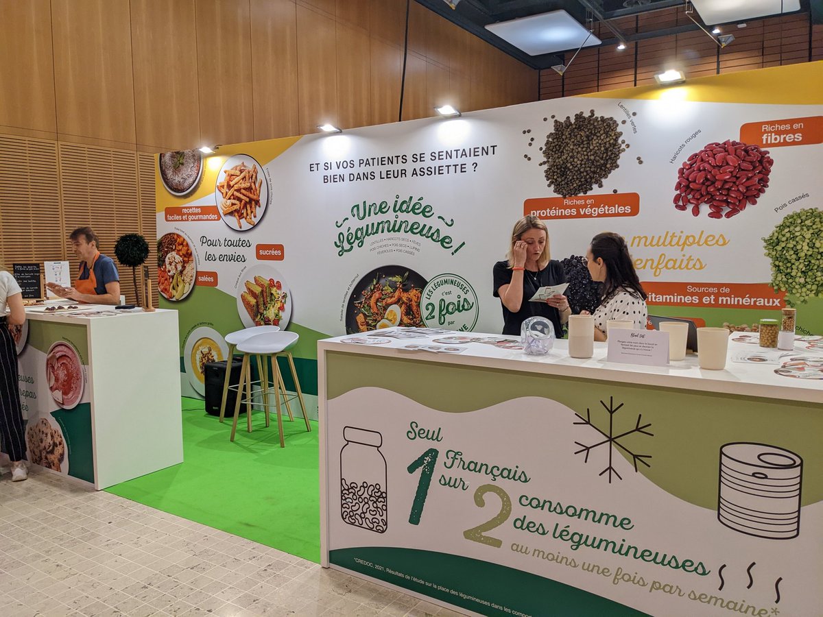 Aujourd'hui et jusqu'à samedi, venez nous retrouver sur le stand #uneidéelégumineuse aux #JED !
Les légumineuses ➡️ #aumoins2foisparsemaine 😋
<a href="/terresunivia/">Terres Univia</a> <a href="/AFDN_news/">AFDN</a>