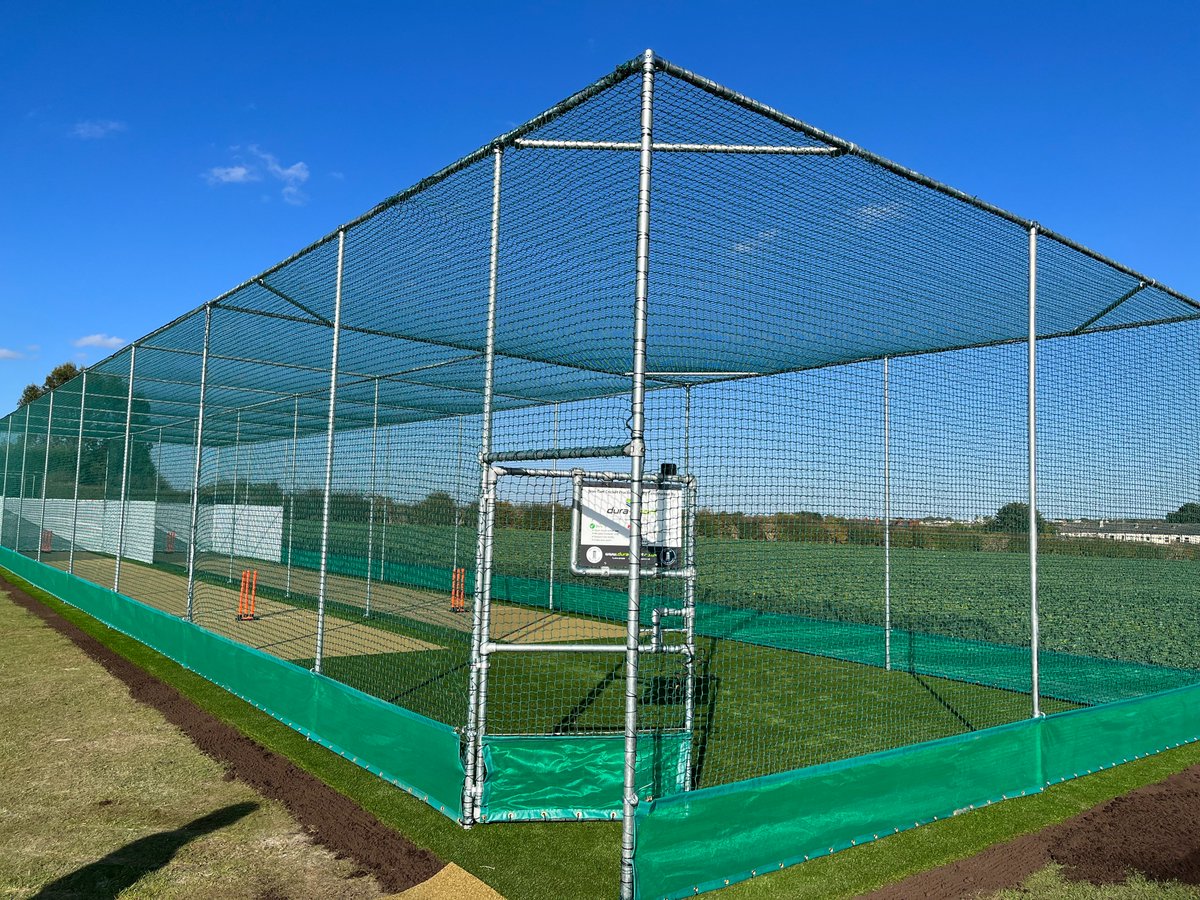 DuraSportLtd's tweet photo. 🏏New twin bay cricket practice facility featuring our #ECB approved #DSiProVision cricket system pitches and synthetic grass run-up completed at @CricketCarlton in Wakefield. Read more ➡ 🔗https://t.co/wAq4cPUCEr https://t.co/Qv56hGjBVu