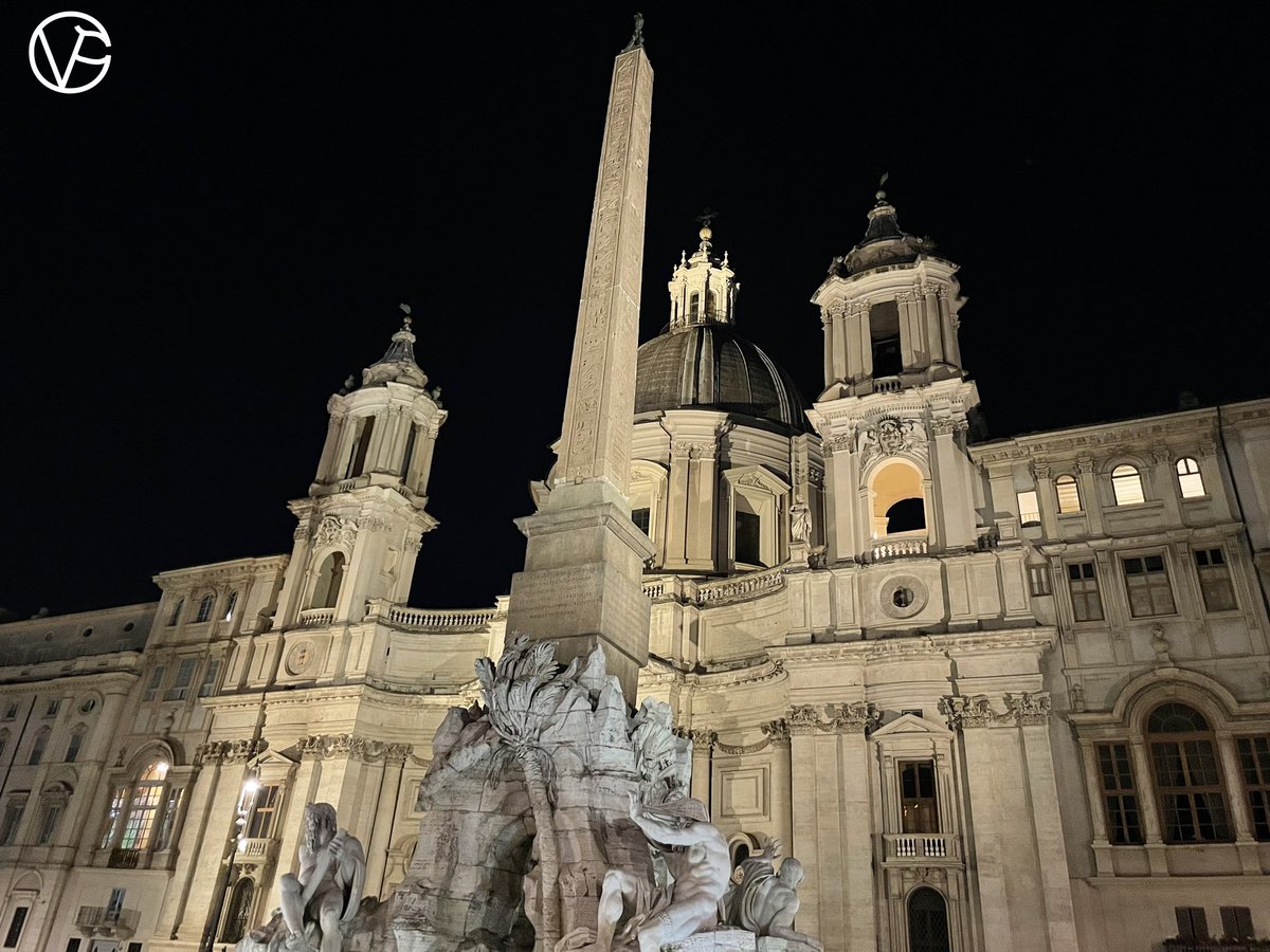 #Roma 🇮🇹🏛

#Rome #Italy #Italia #Lazio #ViciuPacciu #CittàEterna #Photography #ILovePhotography #StreetPhotography #ViaggiareinItalia #Travel #TravelinItaly #TravelMemories #ScorciRomani #Scorcio
