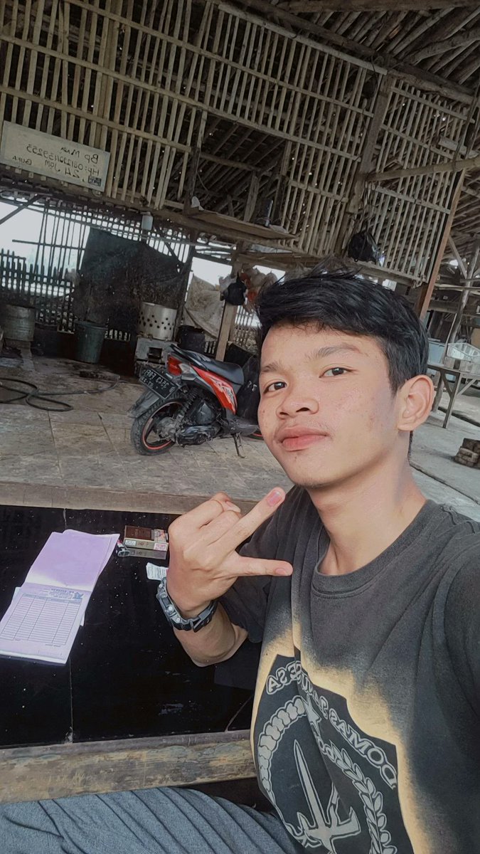 IndarDarana's tweet photo. Hahah https://t.co/CxCKgQX1t2