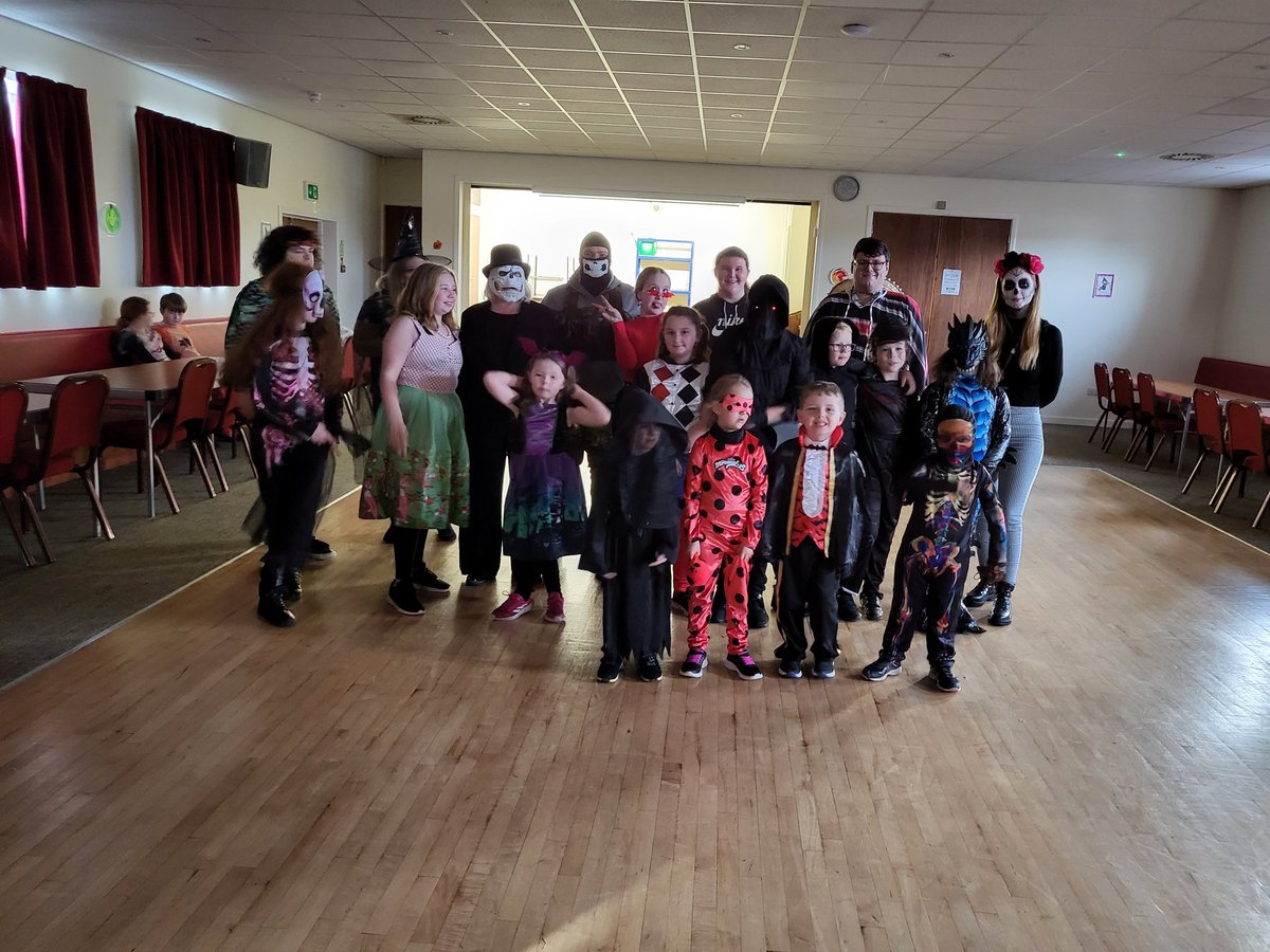 FPirrie's tweet photo. Cumnock YC"s having Halloween fun and games #eacarers https://t.co/k3Ya0FsJRt