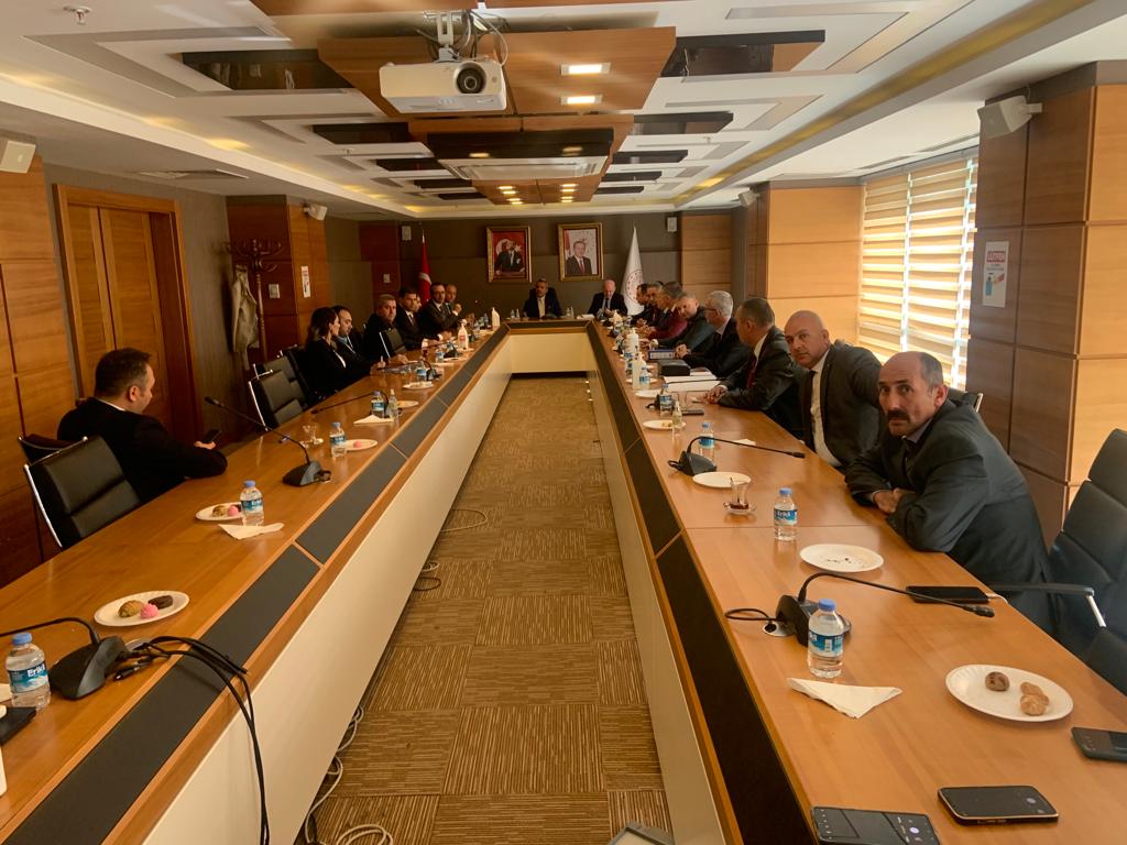 GSB PROMOSYON GÖRÜŞMELERİNDE ZİRAAT BANKASI 14400 TL (6000 İADE ETMEDEN) + HER AY 100 TL OLMAK UZERE 3600 TL KREDİ KARTI PUANİ TEKLİF ETMİŞ ANCAK KABUL EDİLMEMİŞTİR. TOPLANTI ÇARŞAMBA GÜNÜNE ERTELENMİŞTİR. #GSBPromosyon