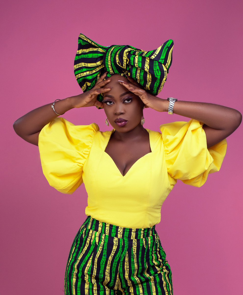 MalayBanks's tweet photo. Mama Africa🌸
@toyo_baeby 
#photography #portrait #portraitphotography #malaybanks https://t.co/AOAEvwxd33