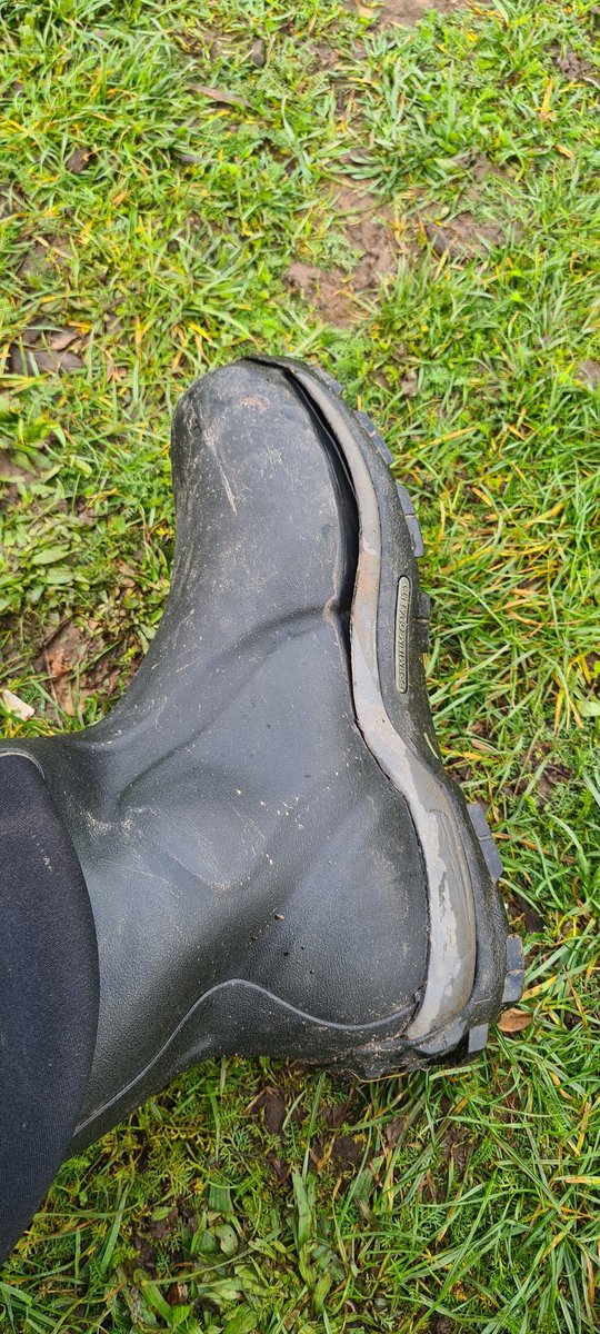 tootall_1971's tweet photo. @MuckBootCo  only had these about 18 months ... should this happen?? https://t.co/FtRhFkmeUy