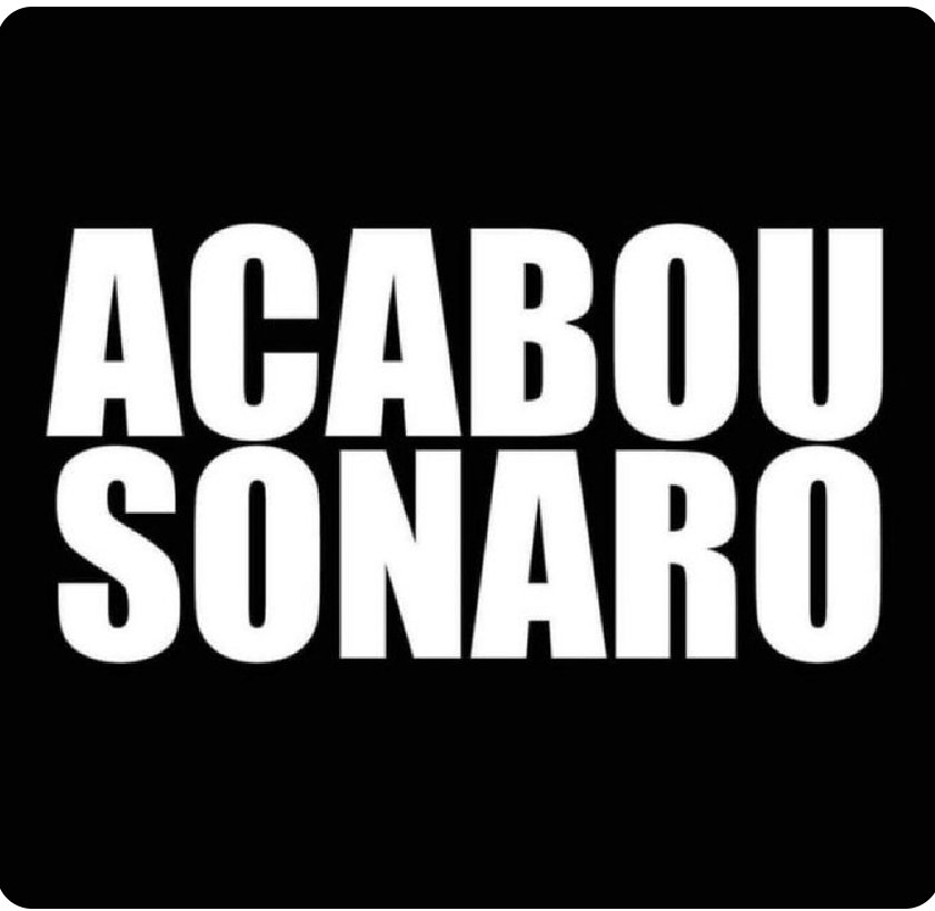 TerePinheiro55's tweet photo. BOLSONARO JOGOU A TOALHA 
Admite que perdeu e tá criando confusão no segundo turno da eleição presidencial.
O Brasil precisa ser aliviado de tanto sofrimento que o bolsonarismo trouxe para nosso país. https://t.co/H7gmTV2CpW