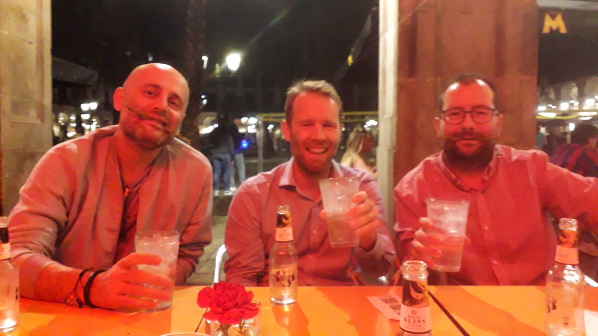 DualSPHysics's tweet photo. An amazing gala dinner during #6DSW was organised yesterday night!!! And most important, all participants were on time this morning since they do not want to miss anything from our event ;) https://t.co/Dii73cgDe2