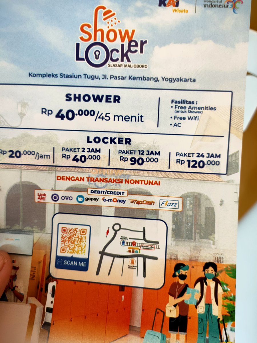 Mandi &amp; Nyewa Loker di Stasiun Tugu Jogja!

Lokasi di samping parkir motor, jadi keluar gerbang stasiun terus ke kiri yah. Ini masih punyanya KAI.

Shower pria wanita dipisah. Dapet handuk, sabun &amp; hair dryer boleh pinjem.

youtu.be/gkgmCYwKKbc