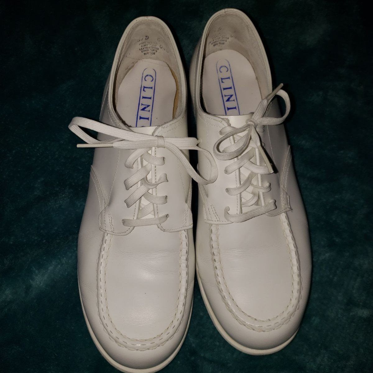 DonnaCardilloRN's tweet photo. Received my 1st pair of "Clinic" #nurse shoes for HS graduation. I should've had those #shoes bronzed. Little did I know at the time all the miles, and all the places, those shoes and subsequent pairs would take me in this glorious #profession. #Nursing #NoRegrets #NursesTwitter https://t.co/j3a1Ot2xLk