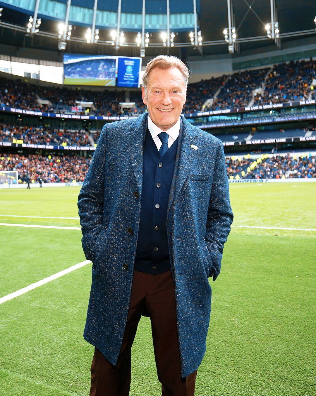 Happy birthday legend Glenn hoddle 