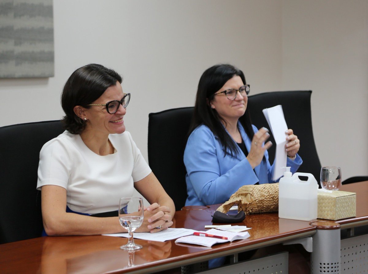 This week, Ambassador @LaureBeaufils and DIT Director Lindsey Gilbert-Crouch made a courtesy call to @DtiPhilippines Secretary Alfredo Pascual. 🇬🇧🤝🇵🇭   
 
#UKPHEnhancedPartnership

(1/2)