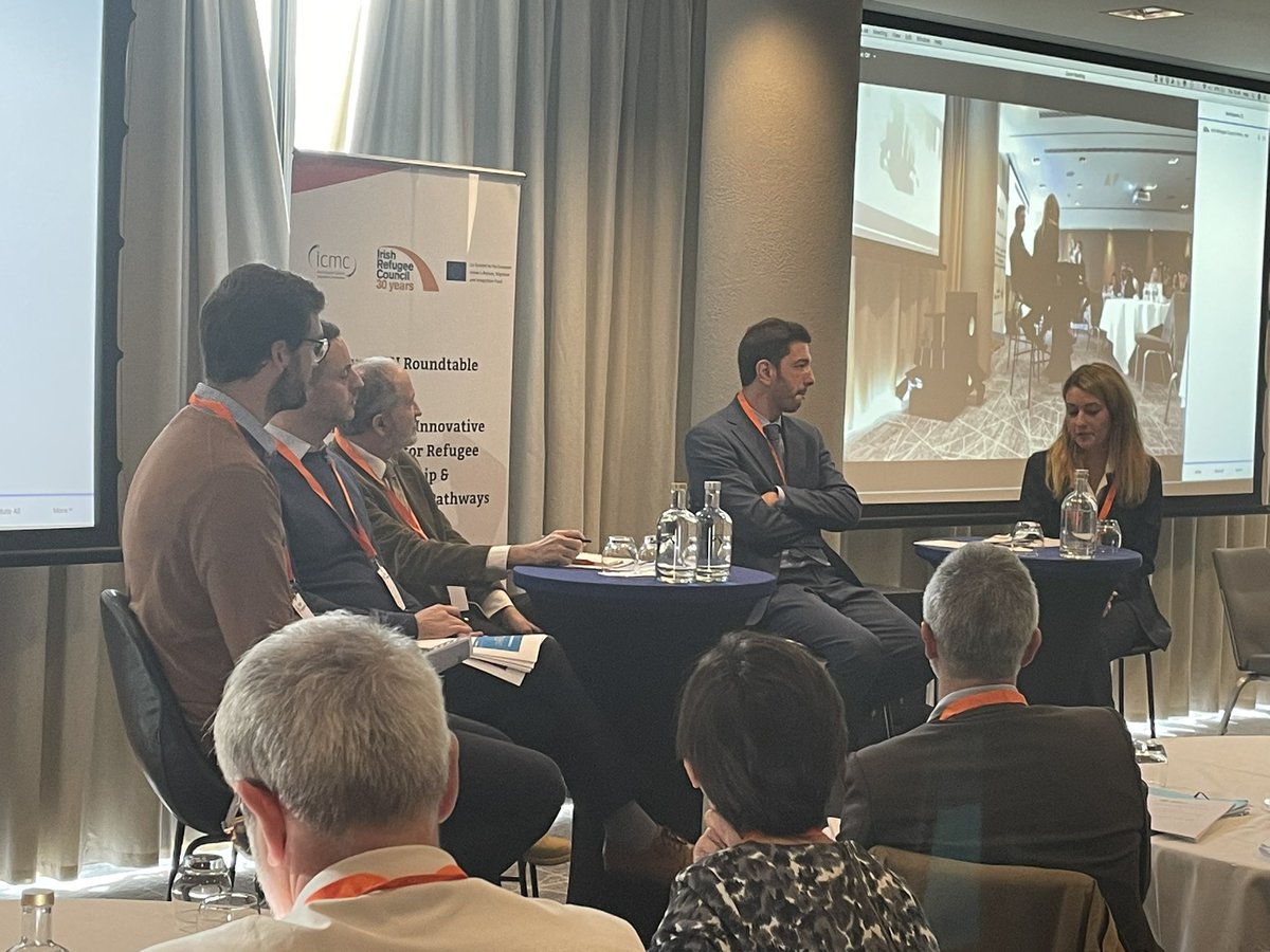 1/2Panel on expanding partnerships for complementary pathways

Financing very important when sponsoring community based projects but banks aren’t normally interested in Social Impact projects

Main problem we don’t have a legal framework, we need that &amp; guarantees too