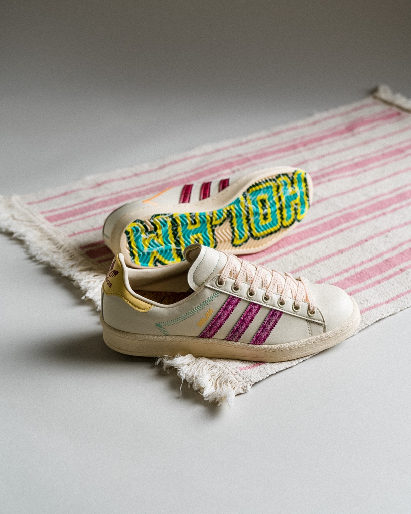 overkillshop's tweet photo. From the Adilicious City Series...

adidas Campus Kolam celebrates Sri Lankan food. It is designed in collaboration with Kolam, a Sri Lankan restaurant located in Paris. And, yes it's vegan. 

Shop here >> https://t.co/MXsEMdXtDc

#overkilwomen #adidas https://t.co/lUTRnYQElb
