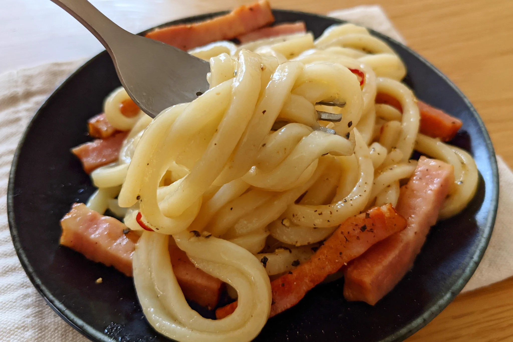 パスタの代わりにこれ！？もっちり美味しい「ペペロンうどん」。