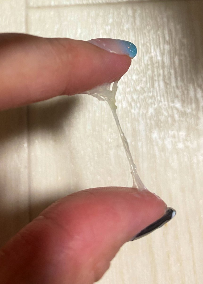rinach310's tweet photo. セフレくんがおりものシートを舐めたら「ワキと同じ苦い味する」だって😂💦
はい、スソガです⚠️☺️
今���も今日とて強烈なにおい👃
欲しい方dmくださいね〜💕

#オリシー売ります #オリシー販売 #おりものシート売ります #おりものシート販売 #下着売り子 #おりもの売ります #スソガフェチ https://t.co/pjepjobSg7