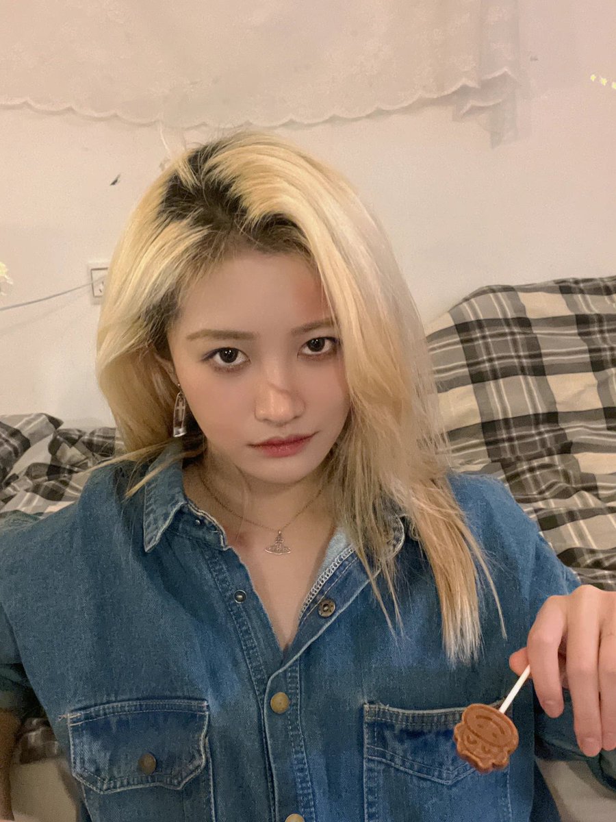 meet48infopage's tweet photo. Another idol is coming!!!

Xin Zhang, from #SNH48 Team HII.(3m followers on Weibo) She’ll attend in #DCLMVMF22 wiz us🤟🏻💕😽

Like, RT and follow @meet48infopage @meet_48 @wayne_maomao for ONE chance to win a customized greeting video clip from herself https://t.co/yZtcp92hYK