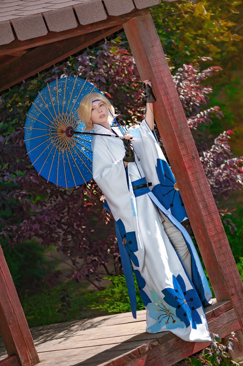 _Helg_'s tweet image. А хтось (я) бігав та підбирав за своєю принцессою її дзвіночки по всьому комік кону 🌸
Дякую що згодилась втілити мою давню мрію &amp;lt;333
Фото бай @TreeMasala 🍀