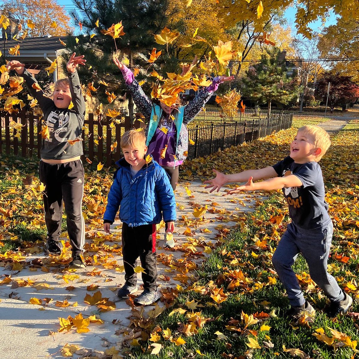 Don’t forget to slow it down today, you know? 🥰🍁🤗