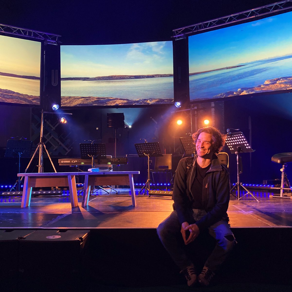 Stuart Macpherson staying cheery during tech #solwaytosvalbard