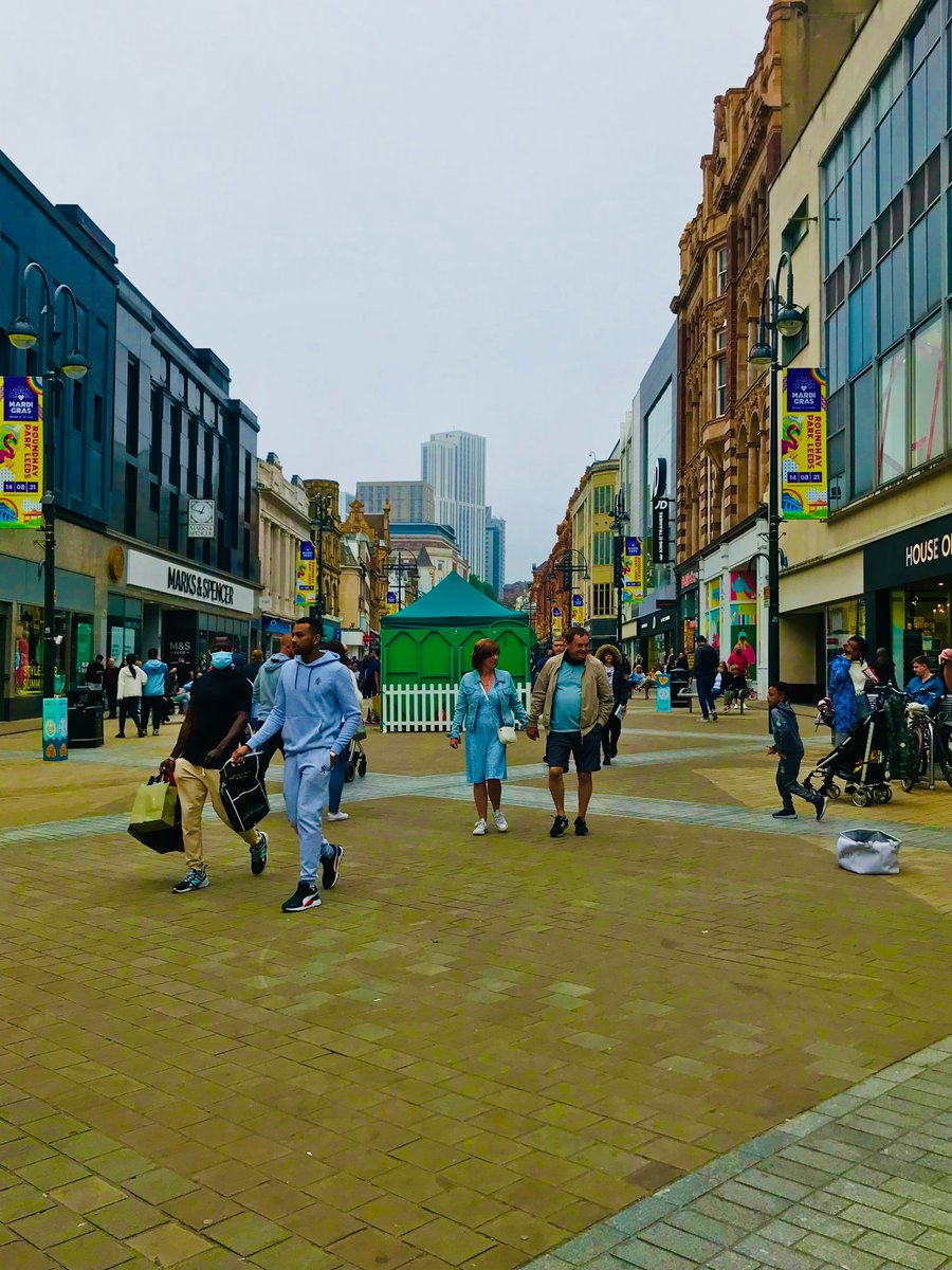 NewmarkRetailUK's tweet photo. We have released a mid-year high street vitality ranking, based on analysis from 1,000 retail centres. Data on demand and #resident movement, has found increasingly healthy high streets and effects of wider trends. Check out who’s made the top 20 here; https://t.co/nrJp1616qe https://t.co/daQ1EO7oMd
