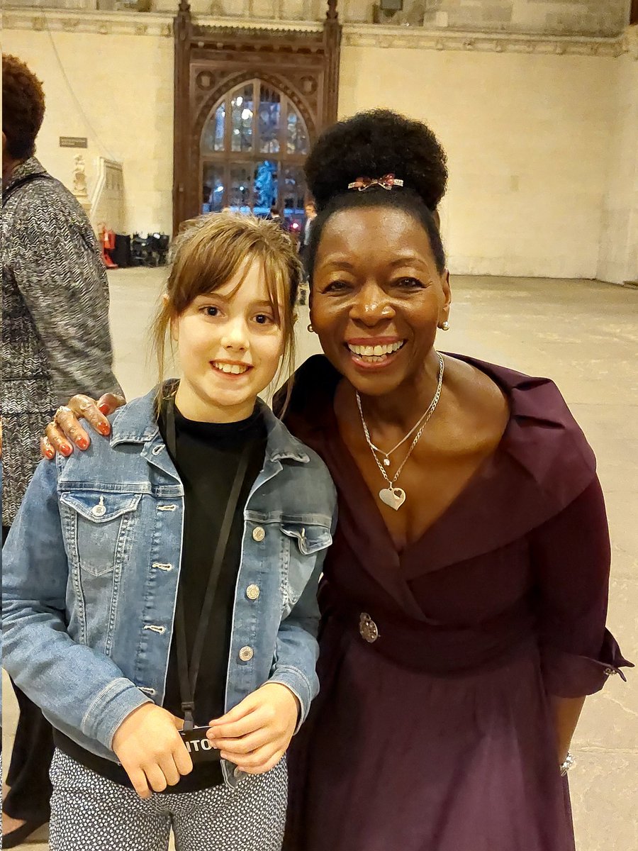 Orla won Stella Creasy's Xmas card competition in 2020 (with 'WalthamSnow People' - cookies on canvas). Her prize was a tour of Parliament and 'tea' and cake in the Pugin tearoom.Thank you Stella, Bella - and Floella - for an unforgettable day! ❤️