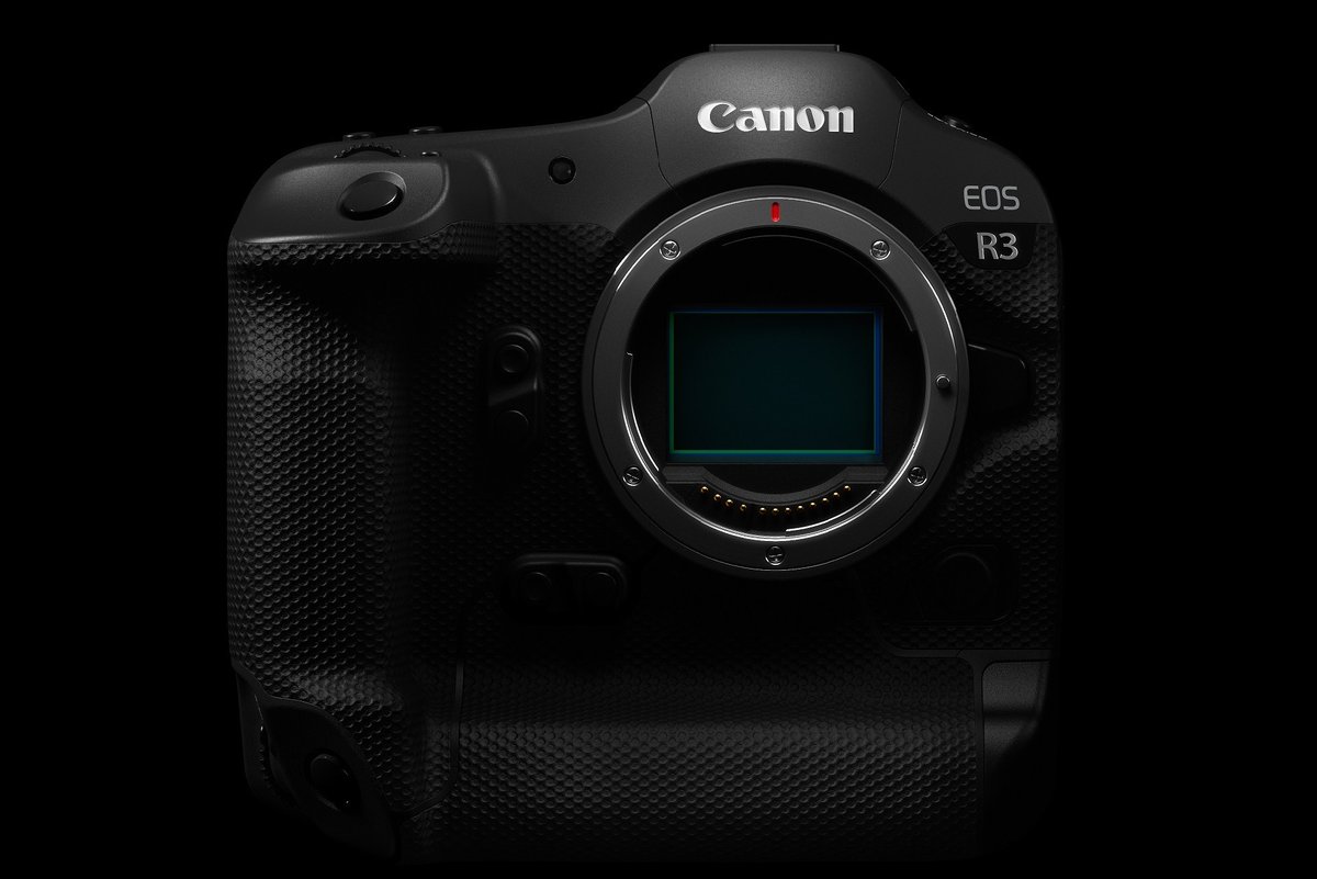 CanonDEU's tweet photo. Obacht! Nicolai Deutsch stellt in diesem Webinar die professionellen #Videofeatures der neuen EOS R3 vor und berichtet von seinen ersten Praxiserfahrungen: https://t.co/MeLQ0tGOgk https://t.co/xLHtmMtO2w
