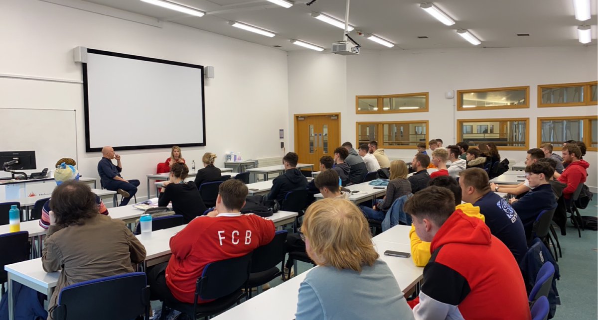 UOSmediaHUB's tweet photo. We’re with the first year journalism students today hearing from the Police and Crime Commissioner for Northumbria, Kim McGuinness.

We’re learning what the day-to-day of her job entails and asking the burning questions! https://t.co/U1TXWkkVn4