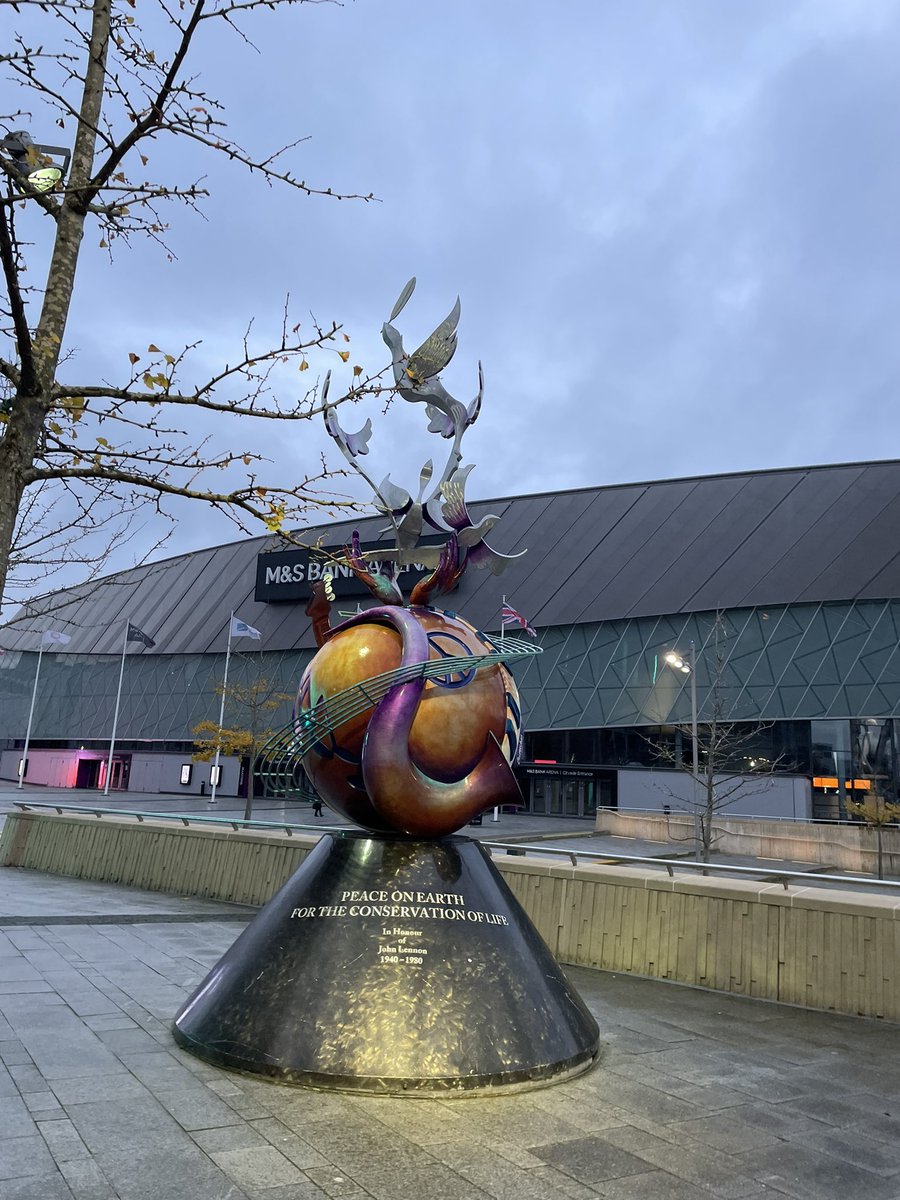 ShepTeach's tweet photo. Morning walk along Liverpool Pier Head and docks @CKingsleys #healthyselfie https://t.co/g3dI7t3leI
