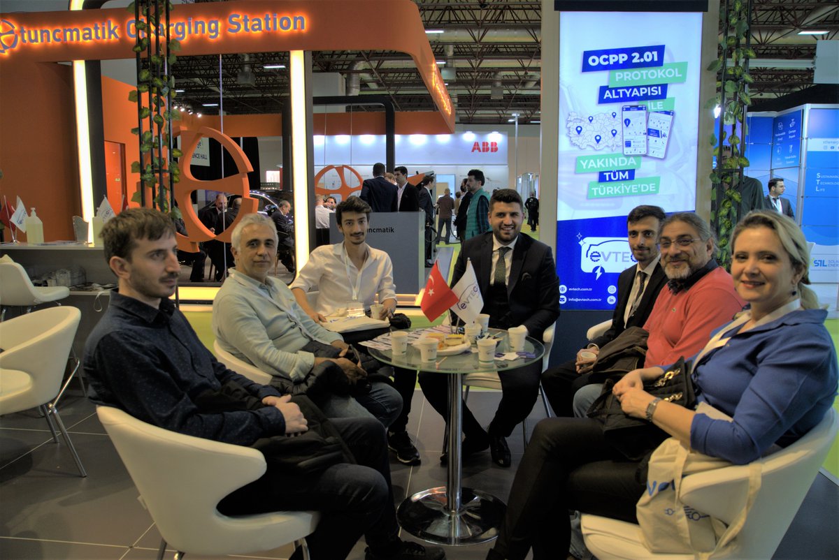 İstanbul Fuar Merkezi’nde gerçekleştirilen elektrikli araçların şarj edilmesi için gerekli yazılım ve donanım üreticileri, hizmet sağlayıcıları ve çözüm ortaklarının yer aldığı Elektrikli Araç Şarj Teknolojisi ve Ekipmanları Fuarını ziyaret ettik.
#netsumbilişim #ElectricVehicles