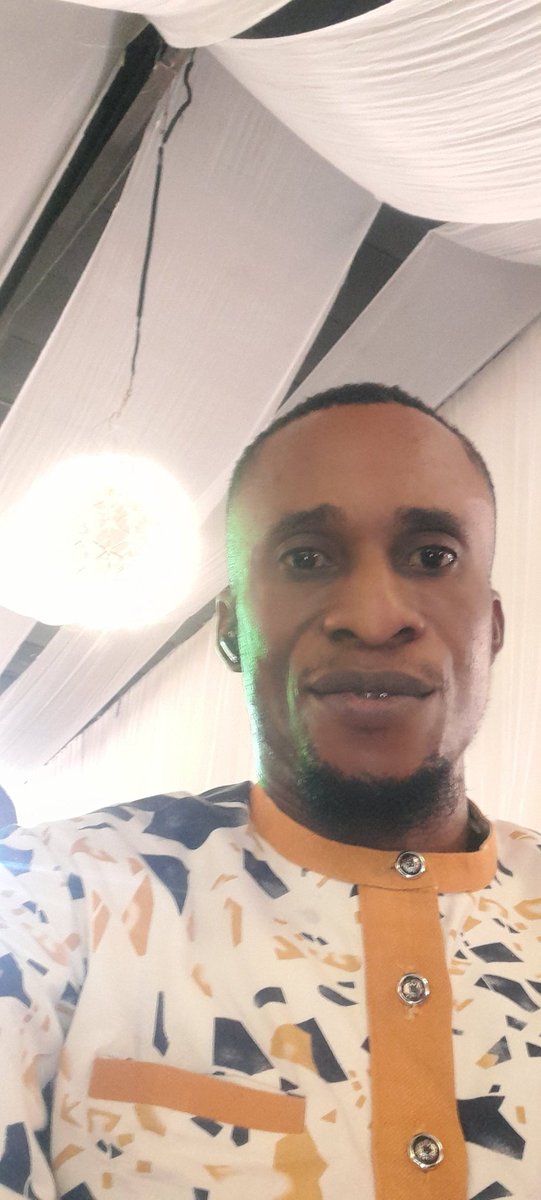 Xtopher_84's tweet photo. #ExpertnaireSummit2022 "Humans are usually generally lazy until there's sth pushing them to do it" (Ronald Ikenna) @toyinomotoso https://t.co/BCj07wtW6l
