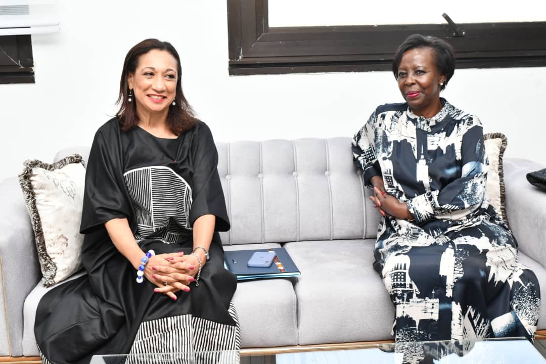 La Secrétaire générale de la #Francophonie a été reçue par <a href="/FRemarck13/">Françoise Remarck Officiel</a>, Ministre de la #Culture et de la Francophonie de la #CôtedIvoire🇨🇮. Elles ont exprimé leur volonté d’approfondir la coopération entre la Côte d’Ivoire et l’#OIF, notamment dans le domaine culturel.